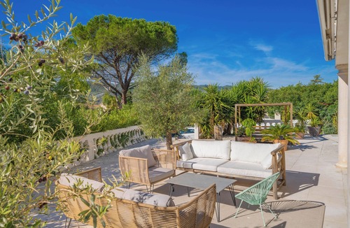 Saint-Jean Villa | Comfortable stay for 12 or more with pool & garden - 2 villas