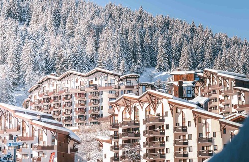 La Perriere Apartment | Comfortable 2-Room, Ski-In/Ski-Out, Close to Shops