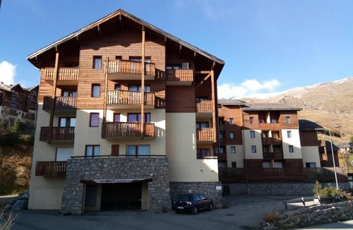 Orcieres-Merlette Apartment | Comfortable 3P Pied de pistes, south-facing terrace with mountain view, garage-Chalet d'Orcieres