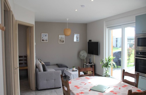 Kerprich-aux-Bois House | Comfortable 44 M2 house, 3* Gîte de France, 100 m from stock pond.