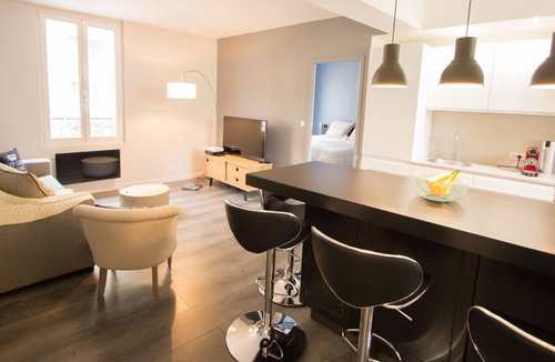 Reims City Centre Apartment | comfortable, beautiful and charming apartment