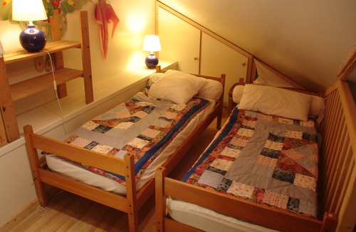 Bagneres-de-Luchon Ski Chalet | Comfortable chalet with garden in the city centre close to the cable car