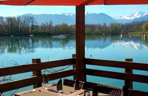 Baudreix Ski Chalet | Comfortable chalet with terrace, perfect for 6 people