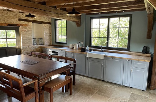 Montreuil-sur-Barse Cottage | Completely renovated character house near the lake