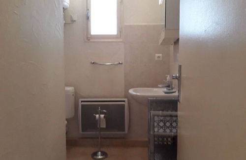Collobrieres Apartment | Condominium studio in the center of the village