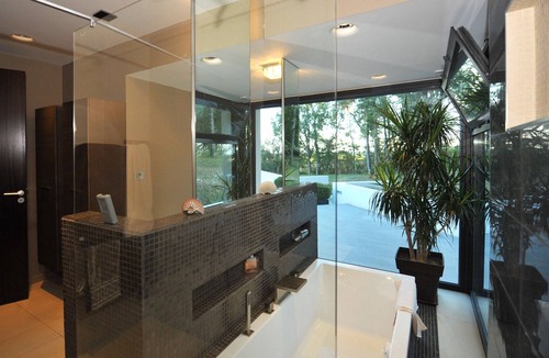 Pibrac Villa | Contemporary architect's house in the outskirts of Toulouse