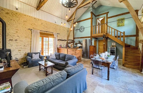Tremolat House | Converted barn in Dordogne with garden view