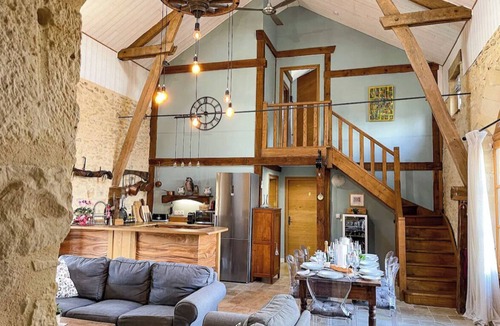 Tremolat House | Converted barn in Dordogne with garden view