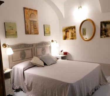 Roman Quarter Bed & Breakfast | Corte delle Camelie Bed and Breakfast