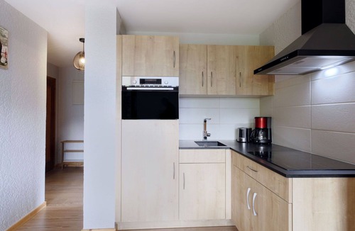 Le Bettex Apartment | Cosy apartment for 4 people with WIFI, TV and balcony
