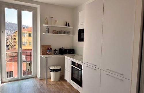 Riquier Apartment | Cosy and spacious 3p, nice view, town center, Wifi, AC, close to the sea