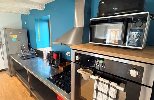Guilliers Apartment | Cosy and warm "l'Atelier des poutres" cottage
