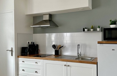 Saint-Quay-Portrieux Apartment | Cosy apartment for 4 people in St Quay-Portrieux