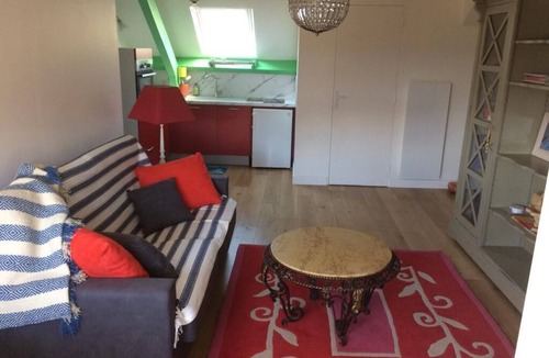 Argeles Gazost Apartment | Cosy apartment for two with panoramic view of the Pyrenees