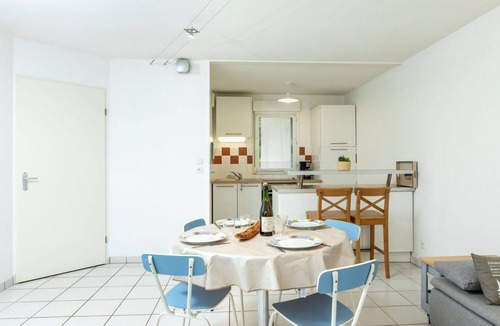 Pleurtuit Apartment | Cosy apartment for 4 people with WIFI, TV and terrace