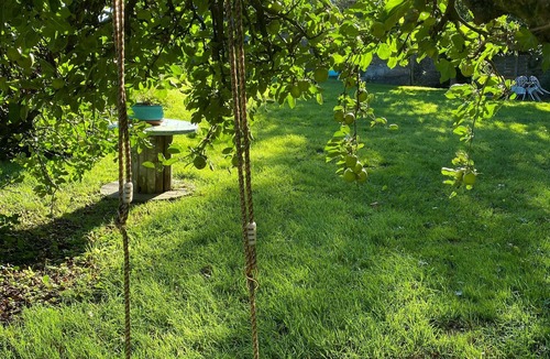 Plouguenast House | Cosy Cottage in the heart of Brittany, Calm and relaxing, Large private garden
