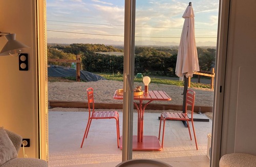 Castelnau-Tursan House | Cosy, elegant gite: a bubble of serenity
