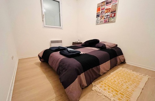 Toulouse West Apartment | Cosy large appartement close to metro, bus ! for single as well as family