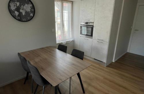 Pontarlier Apartment | Cosy Le Ruisseau Des Lavaux