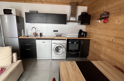 Montgenevre Ski Chalet | Cosy Mountain view free park