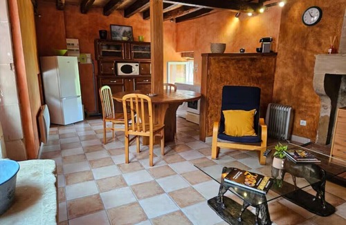 Fronville House | Cosy, unusual house
