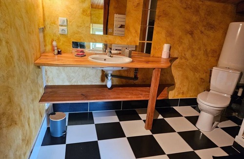 Fronville House | Cosy, unusual house