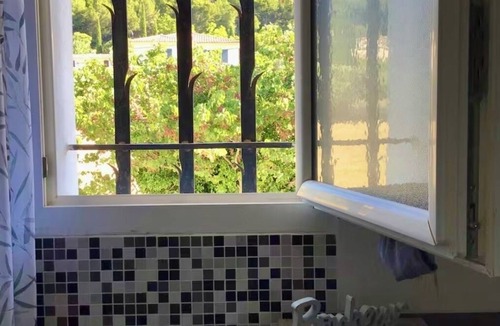 Ollioules Villa | Cosy villa with swimming pool, 10 minutes from the port & beaches of Sanary/Mer