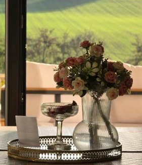 Aureville Apartment | Coteaux en Vue
