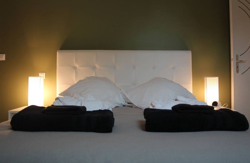 Le Thour Cottage | Cottage 4 people, indoor pool, sauna and hammam