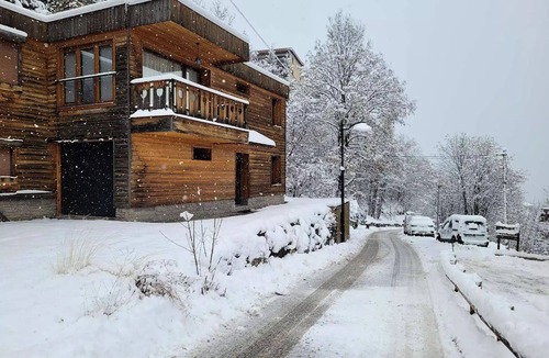 Pra Loup Ski Chalet | Cottage - Chalet adjoining 9 people, large balcony magnificent view and proximity ski resort