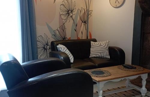 Begard House | Cottage cosy en pierres à 25 mn de la côte de Granit rose