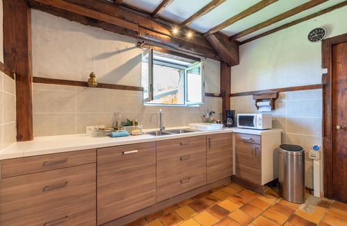 Castet House | Cottage in a Charming Shepherd’s House, Vast Private Land in the Heart of the Pyrenees