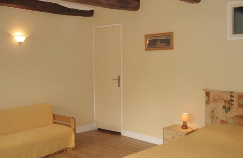 Pleudihen-sur-Rance House | Cottage 'Maison De Charme 18s Proche St-malo' with Private Terrace, Private Garden and Wi-Fi
