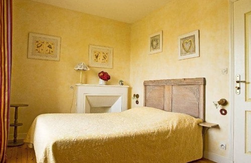 Plouegat-Moysan House | Cottages, bed and breakfasts in the heart of the North Finistère countryside.