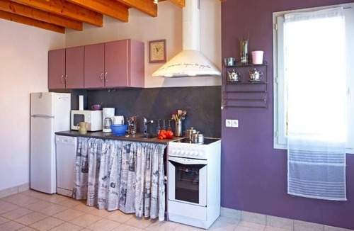 Plouegat-Moysan House | Cottages, bed and breakfasts in the heart of the North Finistère countryside.