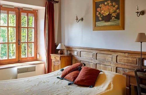 Plouegat-Moysan House | Cottages, bed and breakfasts in the heart of the North Finistère countryside.