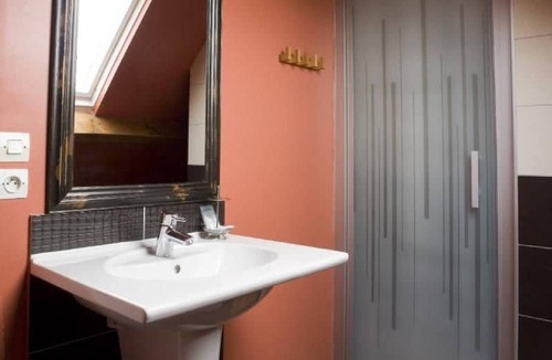 Plouegat-Moysan House | Cottages, bed and breakfasts in the heart of the North Finistère countryside.