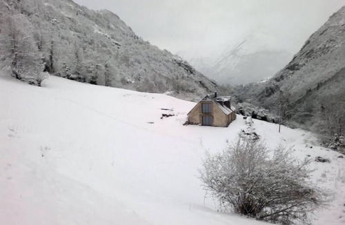 Luz-Saint-Sauveur House | Country Cottage - Sauna, Hottub