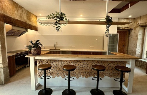 Anoye Villa | Country House 'Des Salettes' with Private Pool, Private Terrace and Wi-Fi