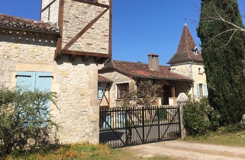 Albas House | Country house in courtyard with private pool & grounds