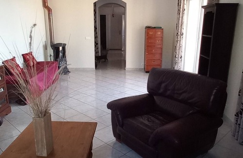 Beaucaire House | Country house in the hills with breathtaking views!