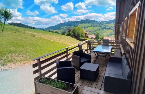 Viuz-en-Sallaz House | Country house on the edge of the woods in a quiet hamlet