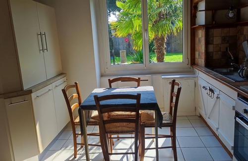 Pleguien House | Country house with 800 m2 of land
