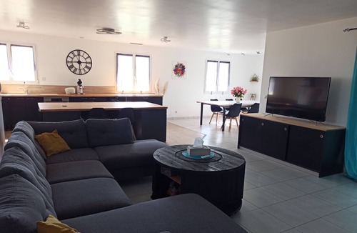 Boulaur House | Country house with views of the Pyrenees, swimming pool and spa