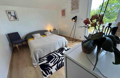 Pleguien Bed & Breakfast | Country room
