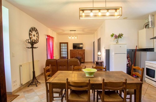 Saint-Chamassy Cottage | Countryside cottage in Saint-Chamassy, WiFi, pets allowed