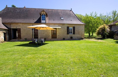 Saint-Chamassy Cottage | Countryside cottage in Saint-Chamassy, WiFi, pets allowed
