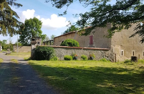 Toul Cottage | Countryside Cottage near Toul with WiFi