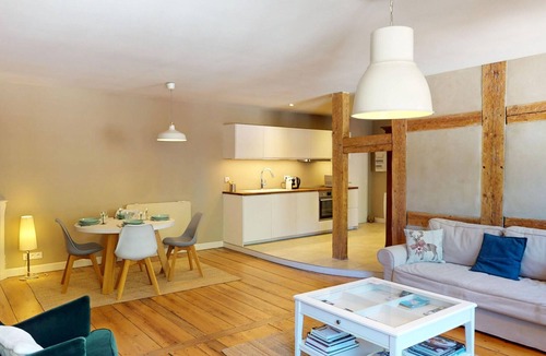 Andlau Apartment | Cour de l'Abbaye Andlau 4 adults 2 kids 2br