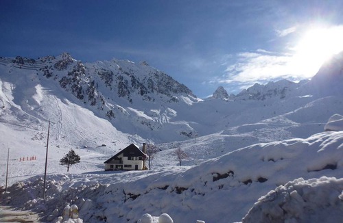 La Mongie Apartment | Cozy 1-Bedroom Apt for 5 with Balcony, Parking & Ski Access